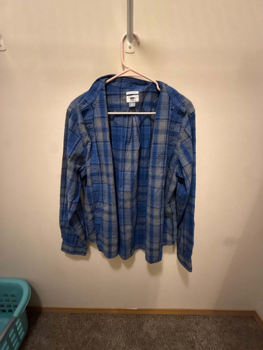 Old Navy Slim Fit Blue and Grey Plaid Long Sleeve Button-Down Shirt